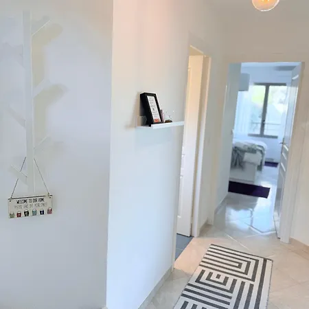 Penthouse Over Monaco Apartment *