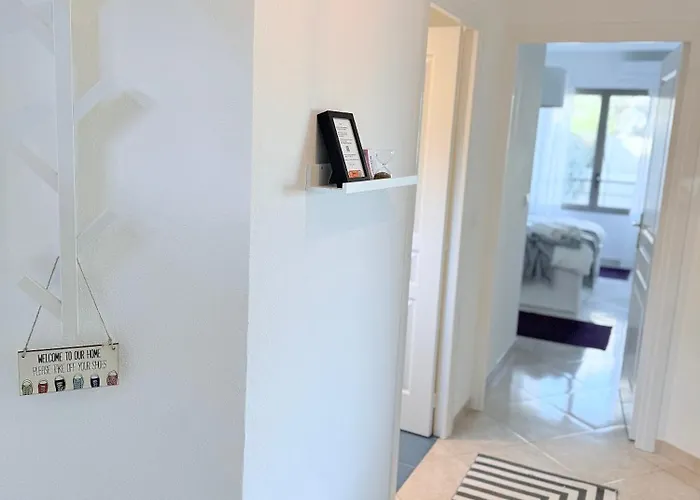 Penthouse Over Monaco Apartament *
